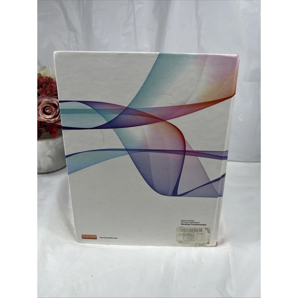 Elsevier Nursing Textbook Fundamentals Of Nursing‎ Eighth Edition 1358 Pages
